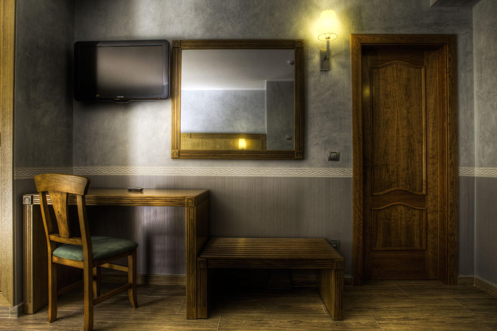 Hostal La Font Os de Civís المظهر الخارجي الصورة